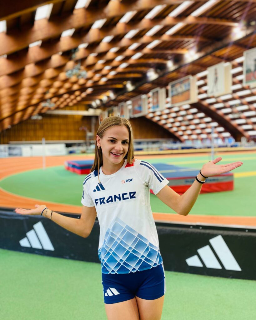 Alice Métais, athlète soutenue par AXA.